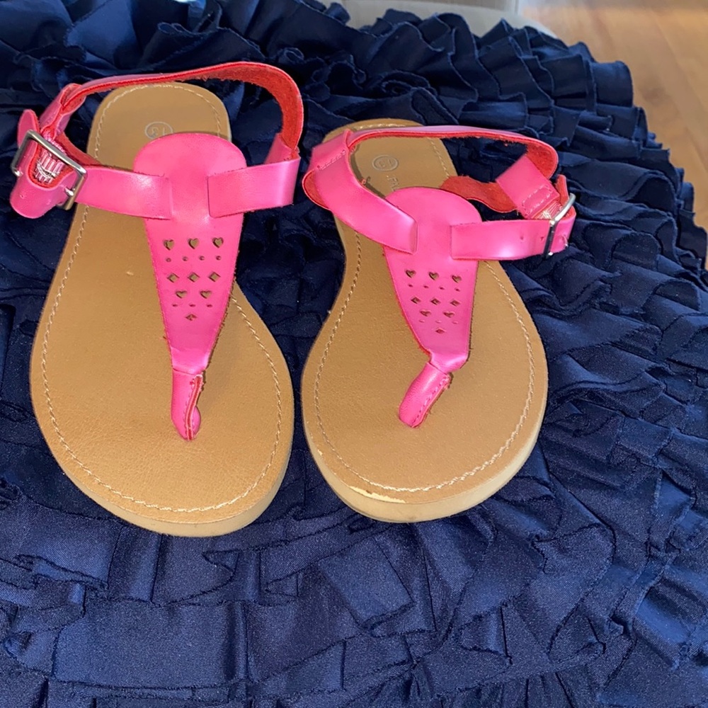 Little girls pink sandals size 13!Great condition